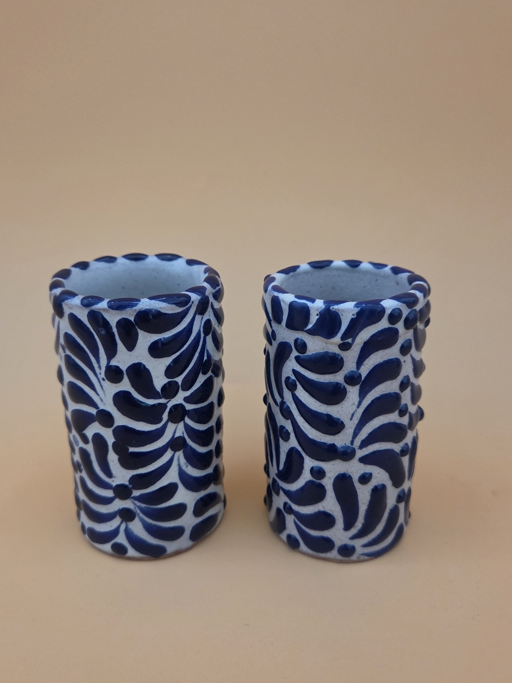 Handmade HandPainted Mexican Arte De Talavera Signed Blue Floral Pattern Ceramic